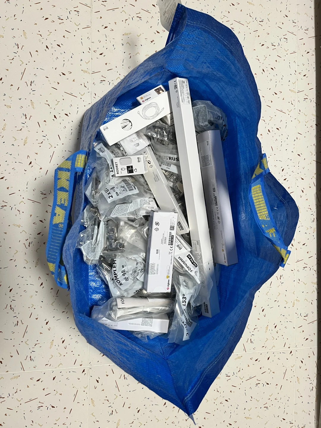 你家的蓝袋子在装啥