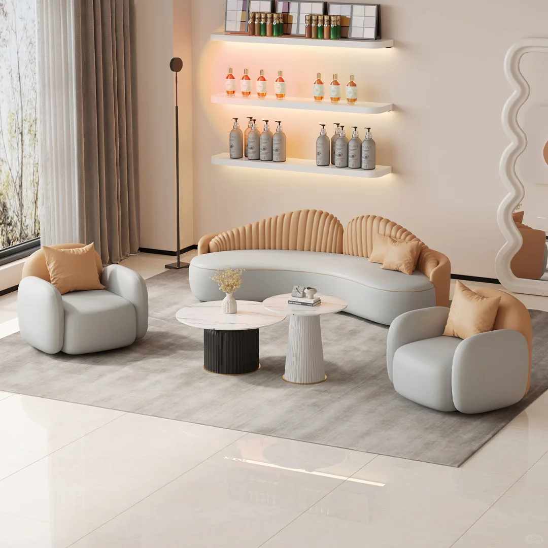 弧形沙发，打造简约优雅的家居空间