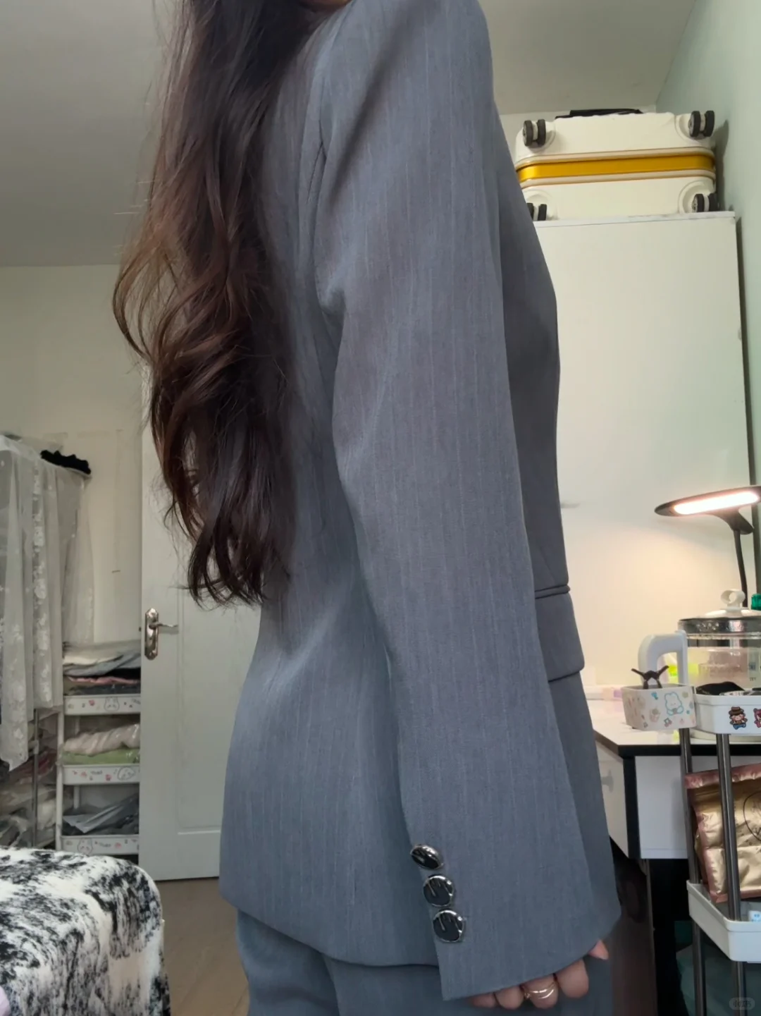 女大国考面试西装