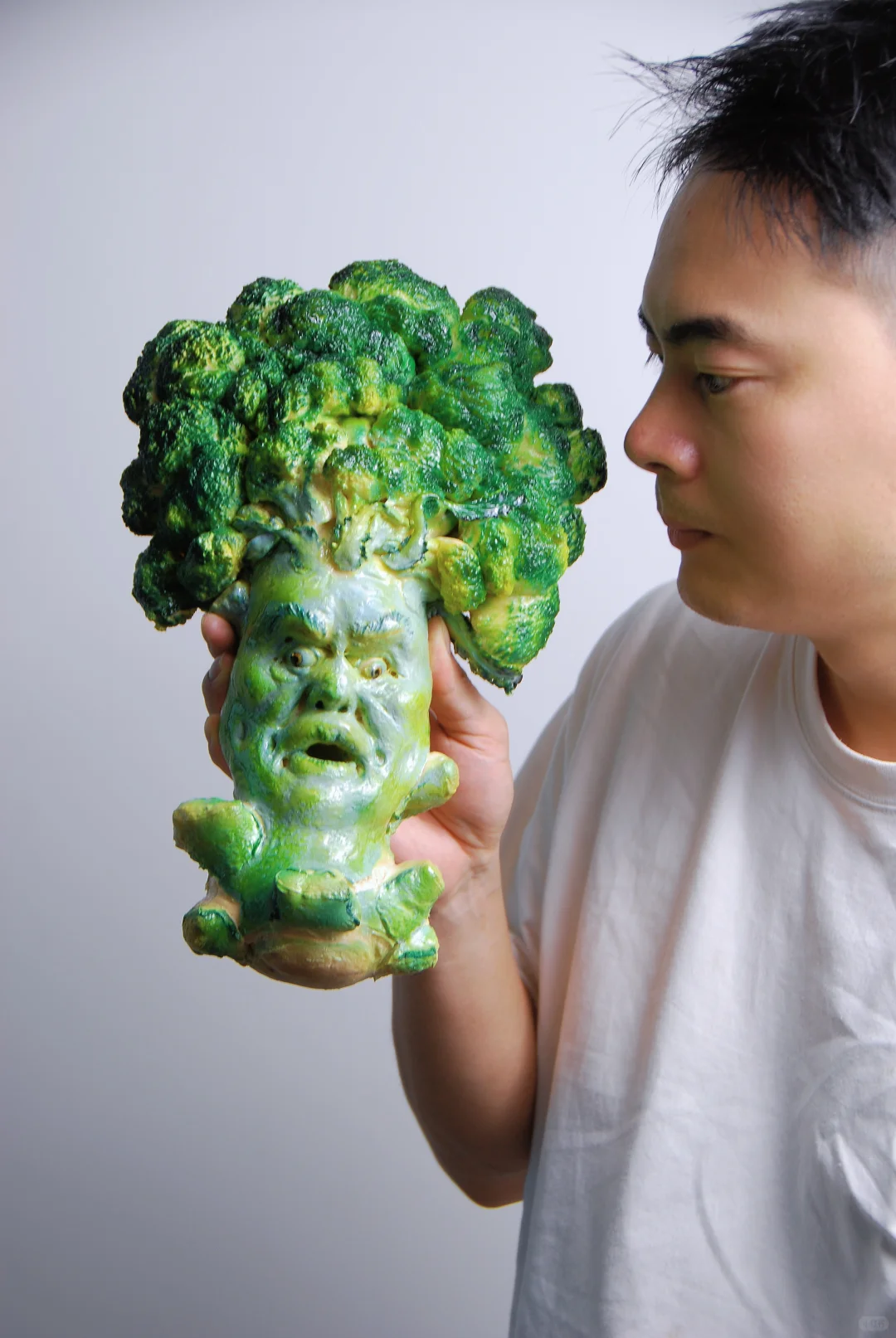 面包西兰花、烘烤前与烘烤后的区别