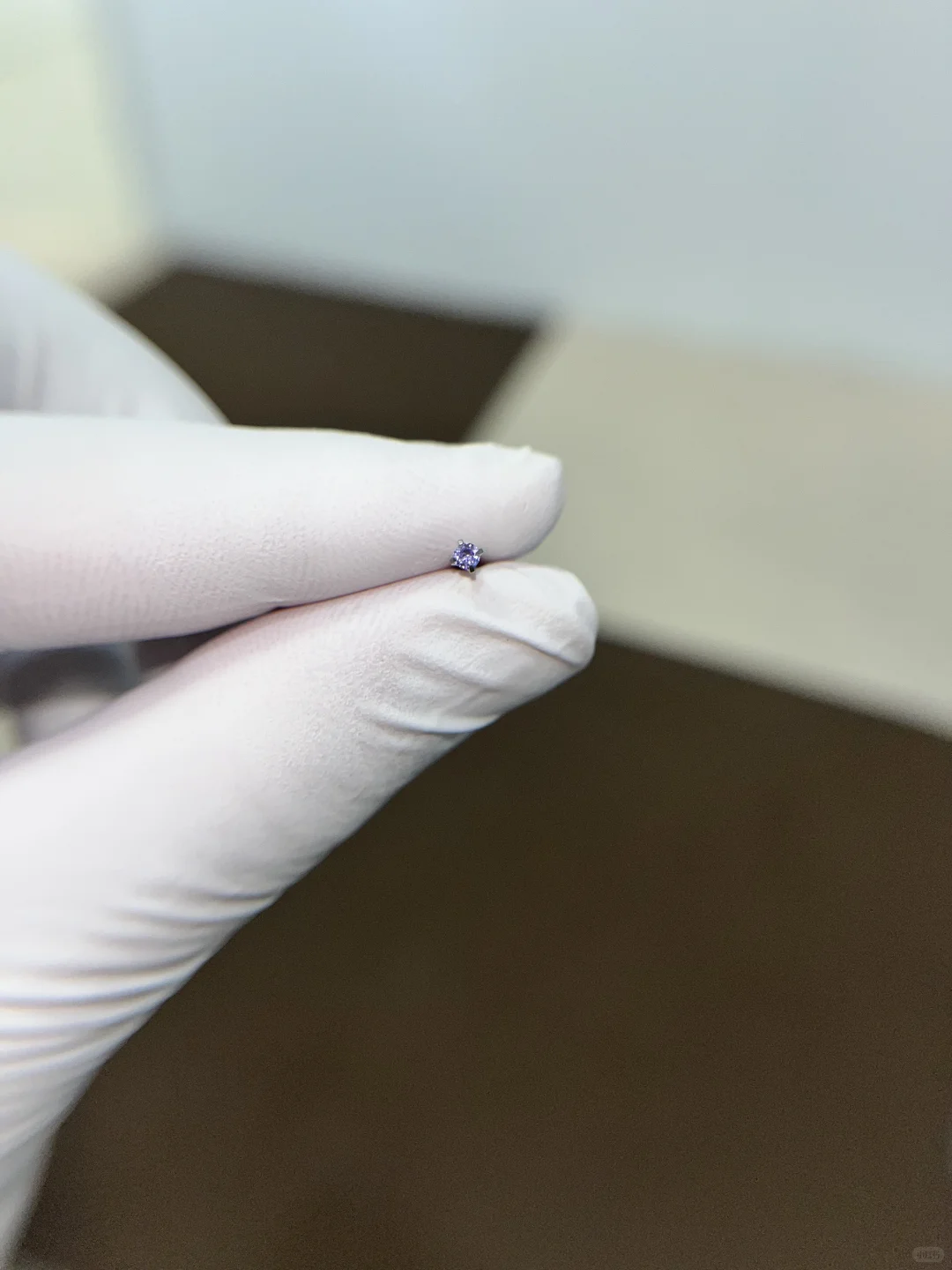 敏耳必入！钛合金的紫色小鼻钉✨