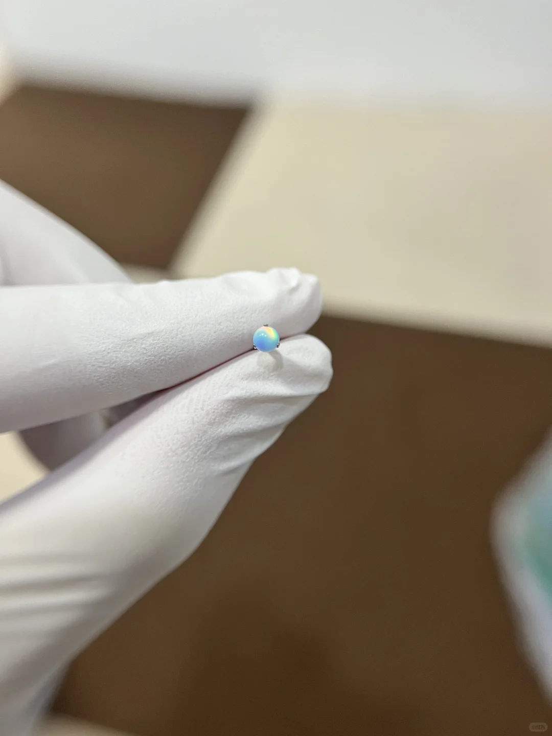 3mm澳宝OLP326钛合金耳钉