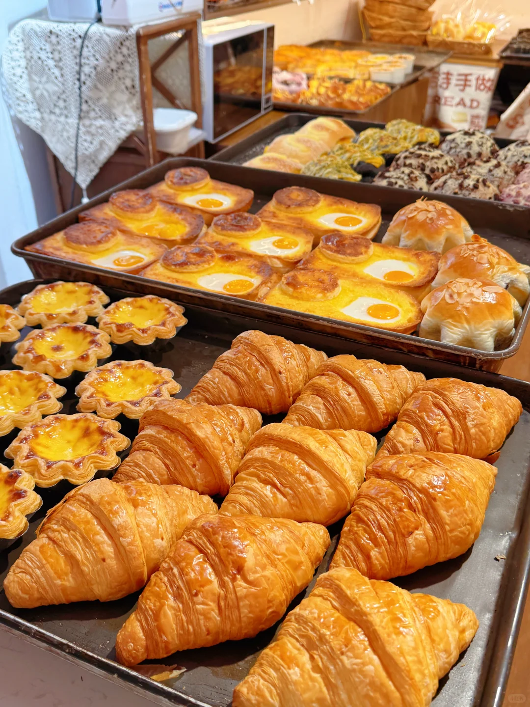 超级治愈的现烤面包