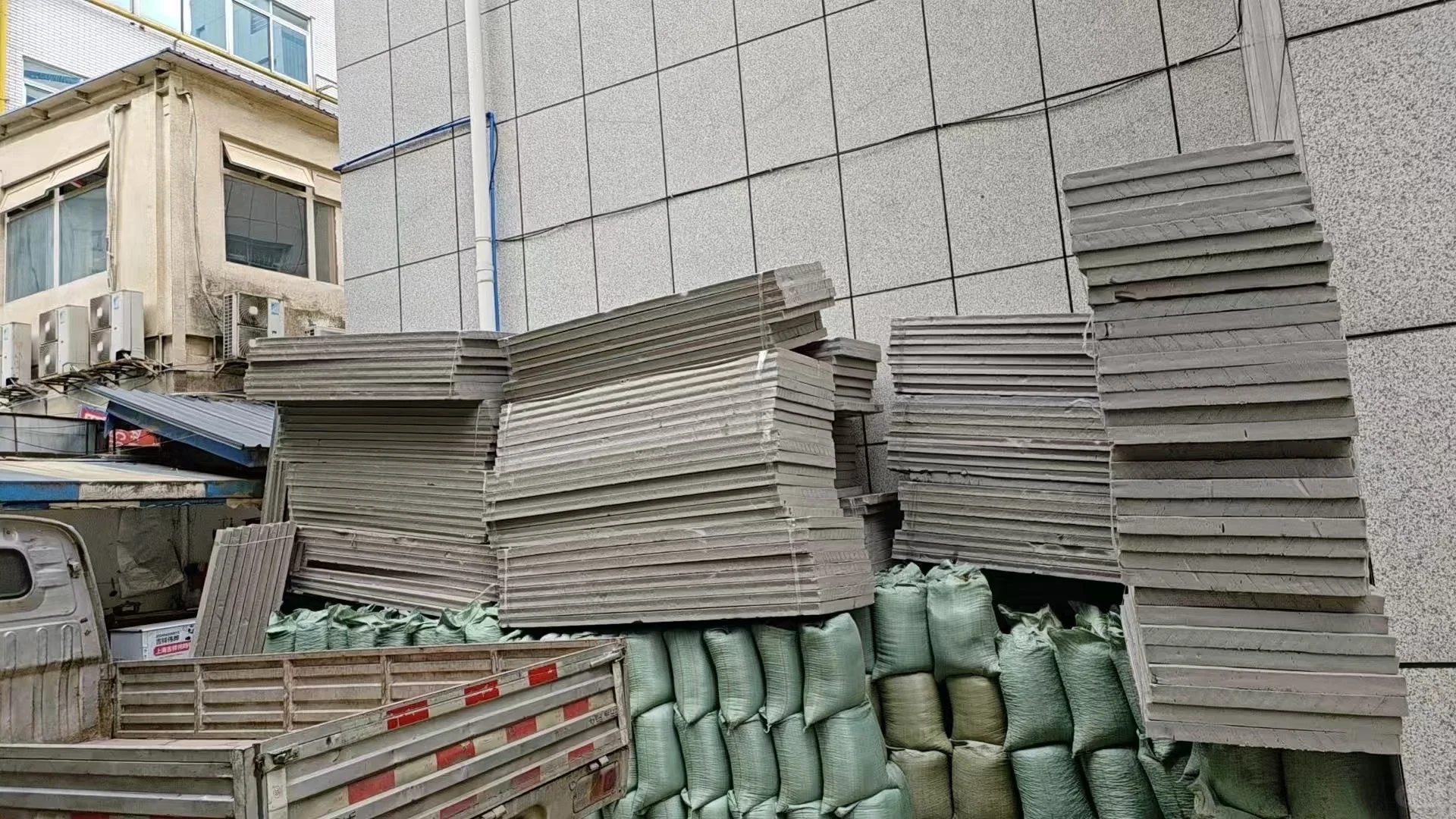 装修选材料别瞎跑?