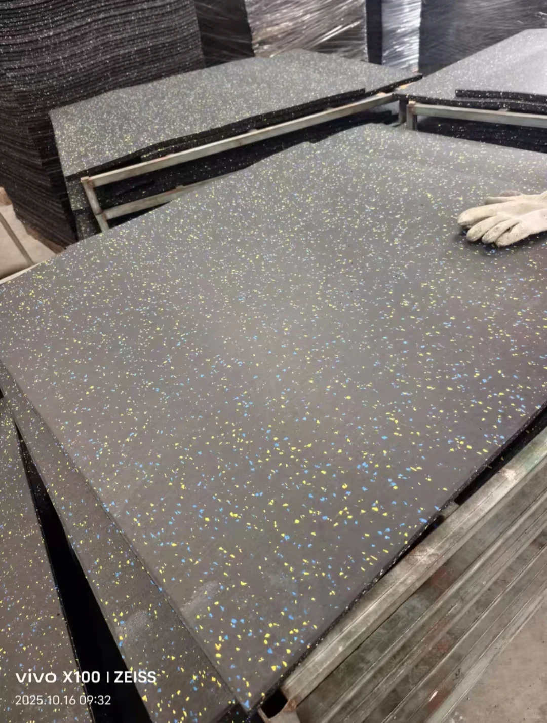 健身房橡胶地垫