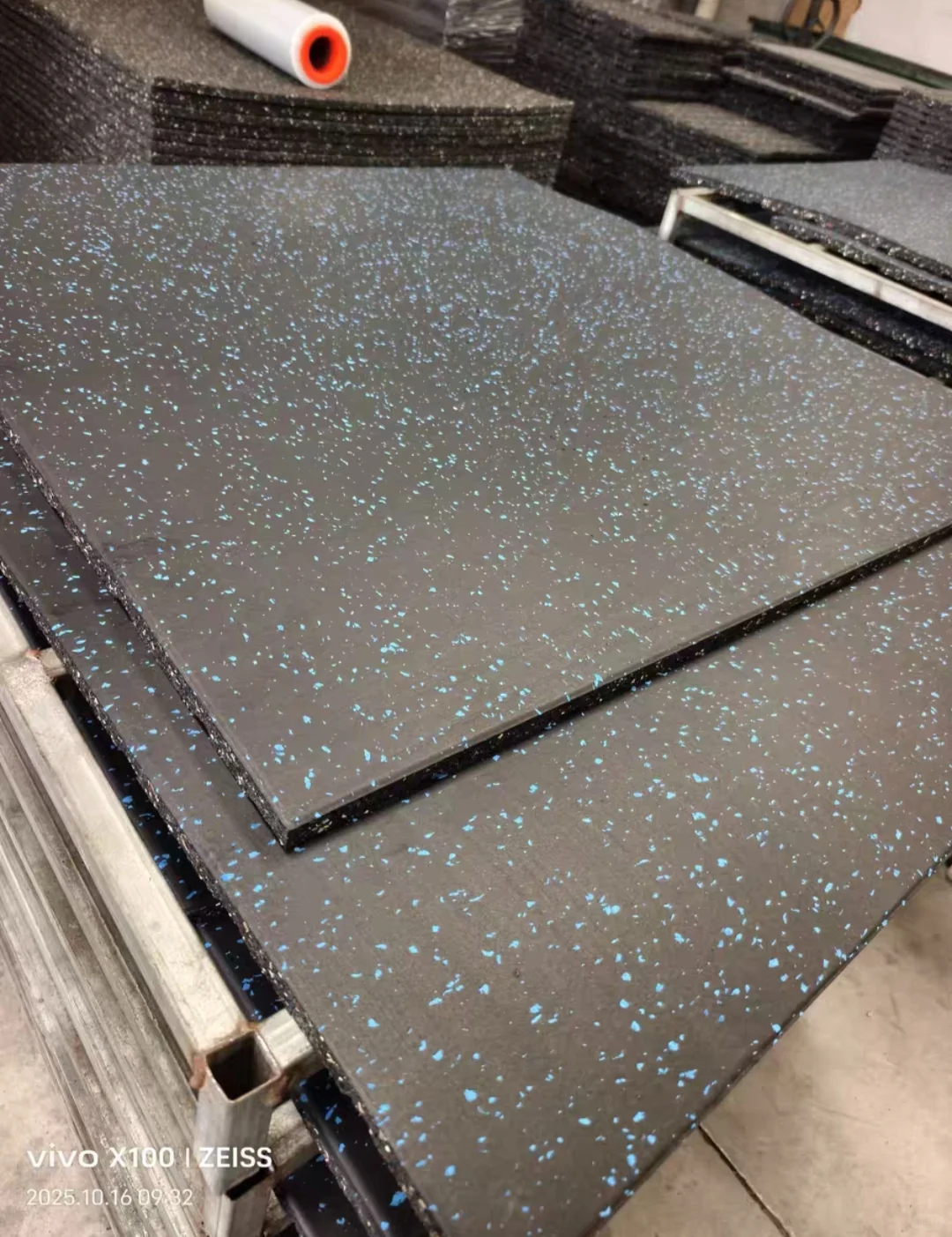 健身房橡胶地垫