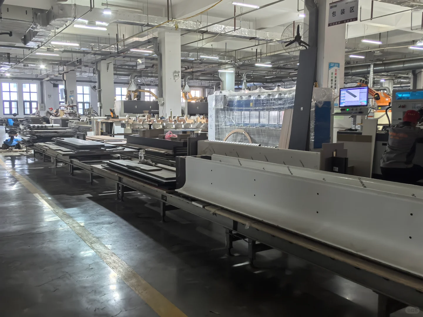 这才是真实和令人信服的全屋定制无尘车间！