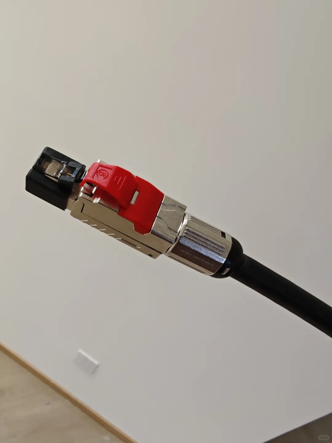 当福禄克8000碰到安普康8类网线,我惊呆了