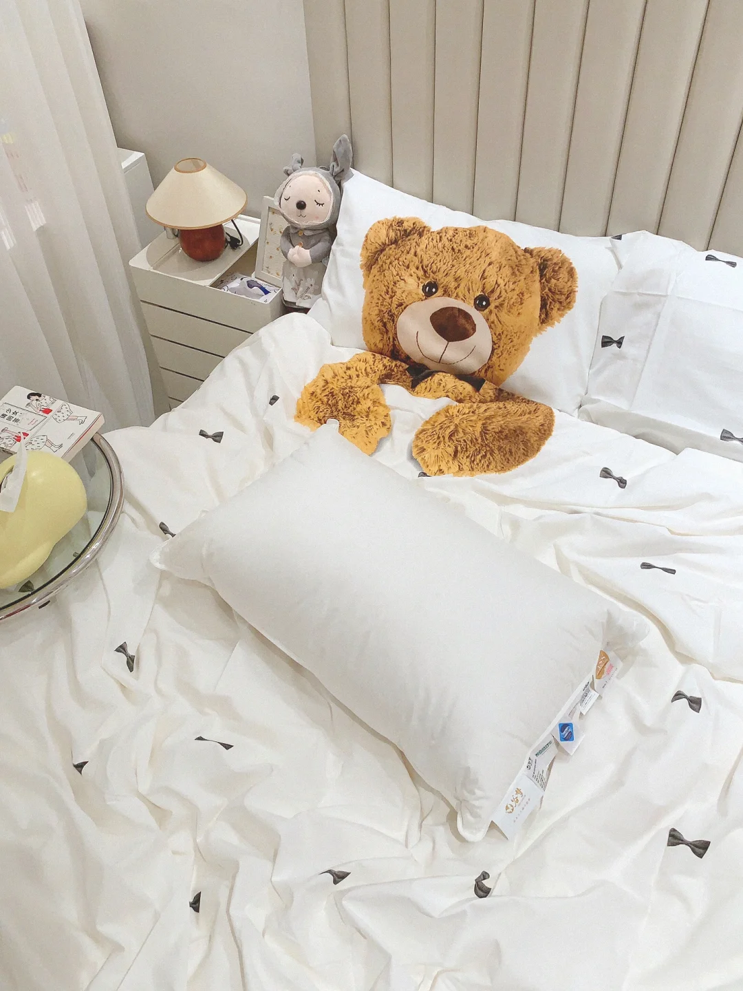 听我一句劝，窗帘做隔断，大单间能变一室一厅