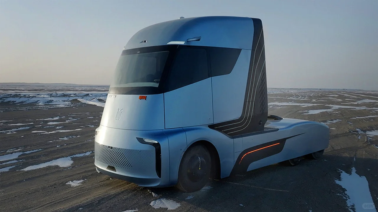 曜灵-氢智能驾驶远程物流车