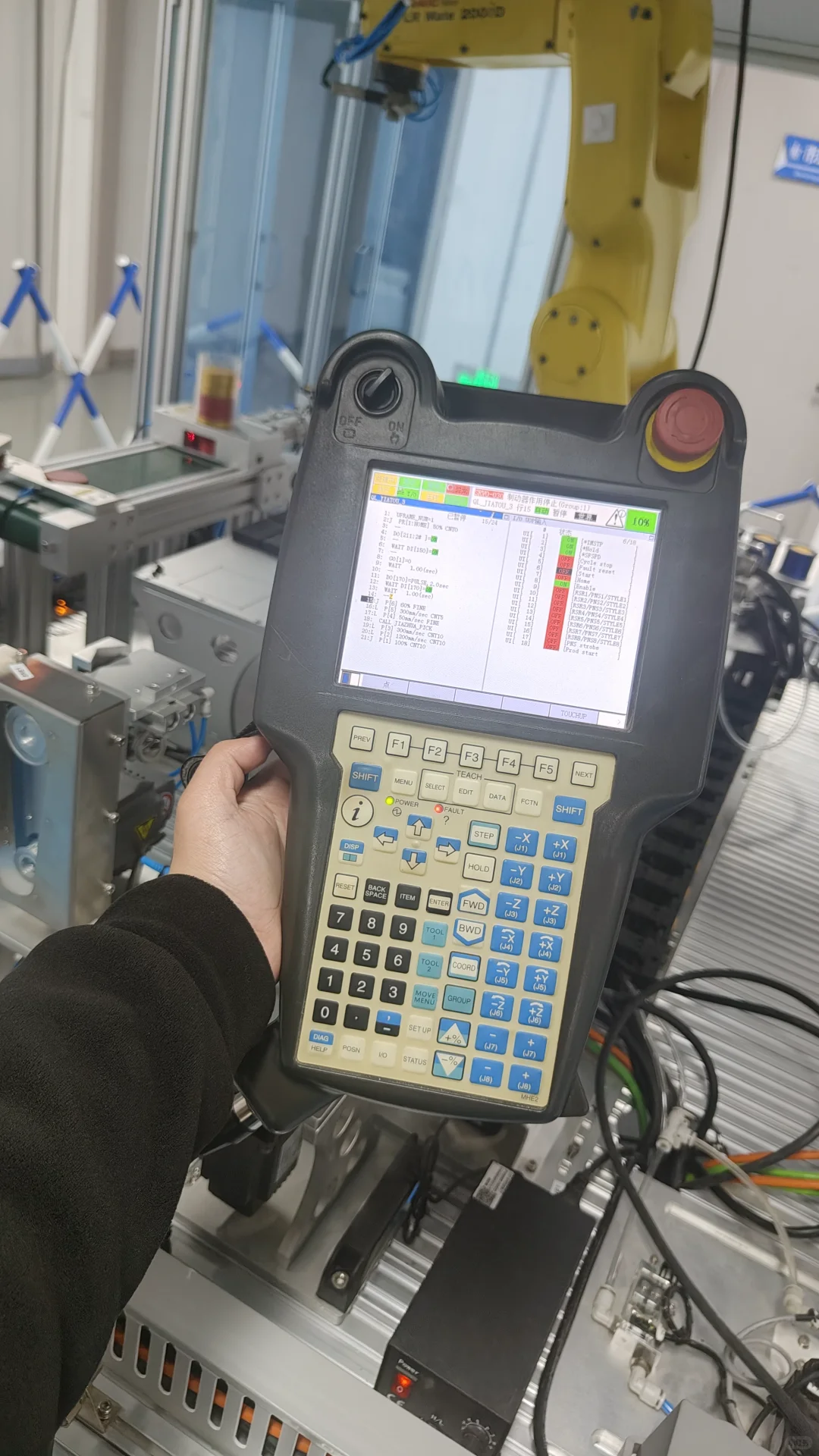 手上拿着它，月入9000+