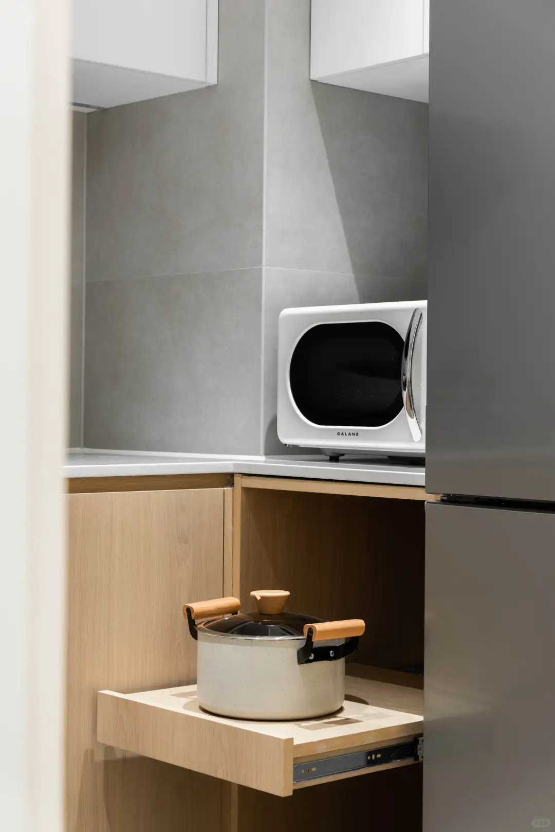 小家大改造 客厅分成三个区！