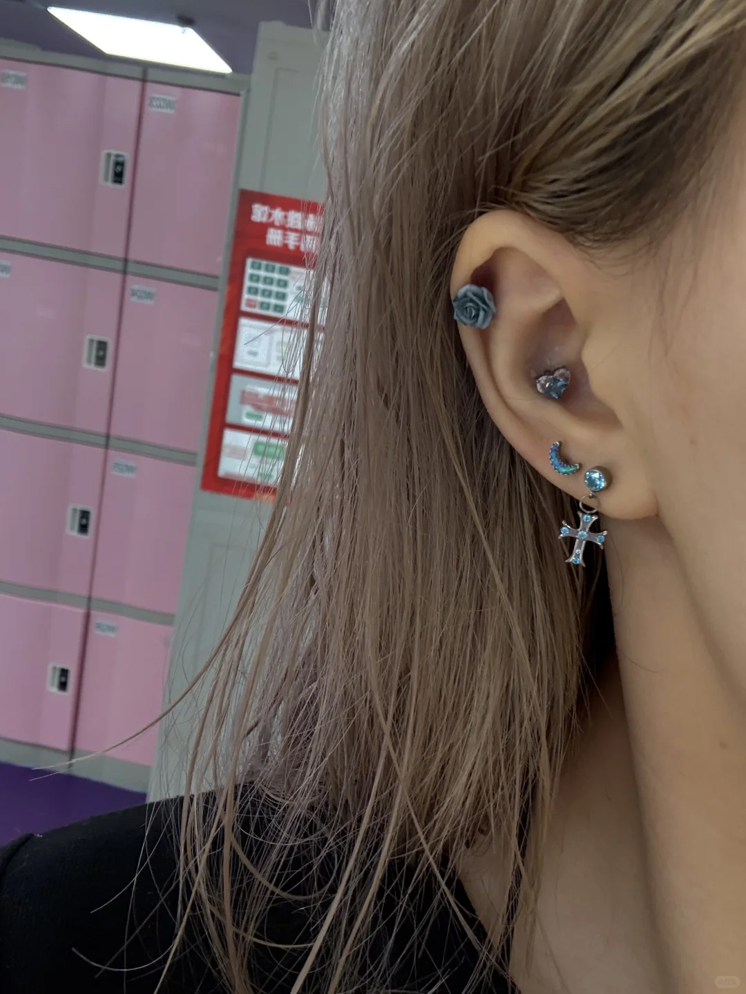 钛合金就是带着游泳都不怕?‍♂️