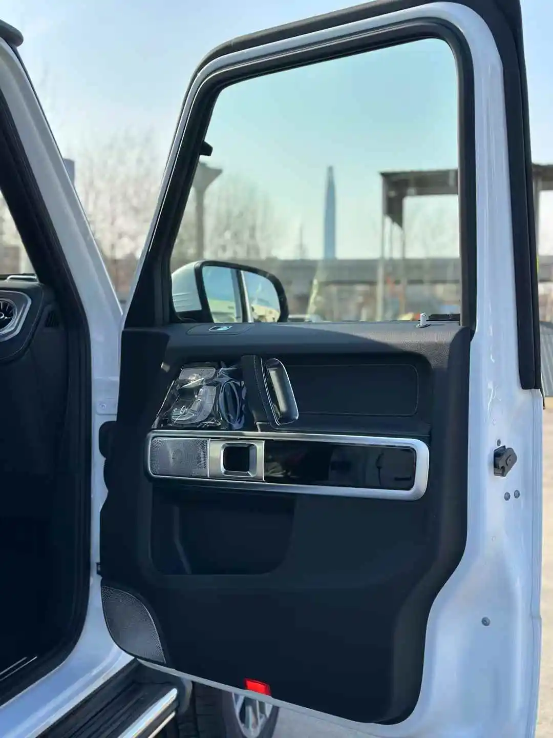 25款奔驰G63白色港口现车240万随时提车