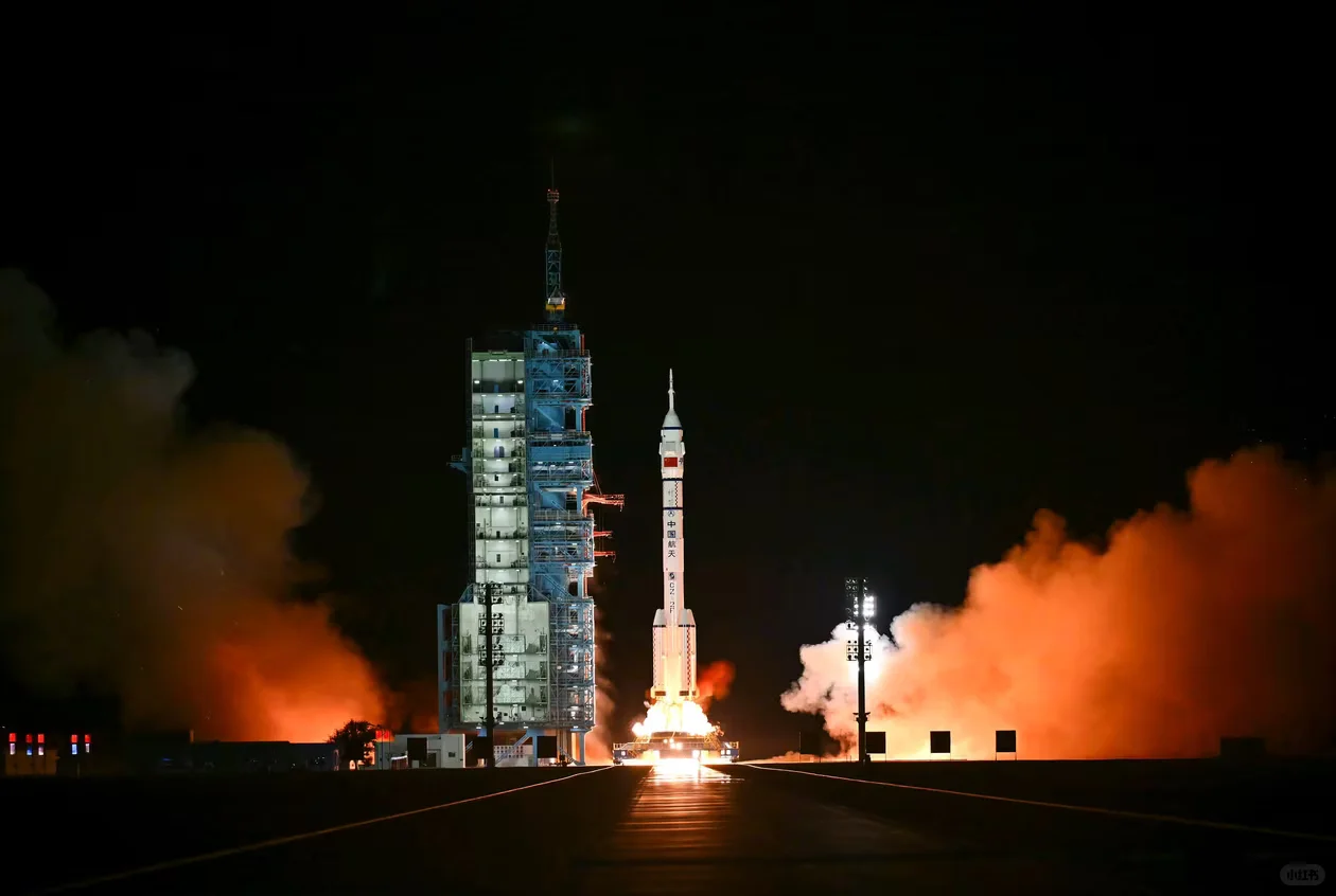 神舟二十一号发射成功