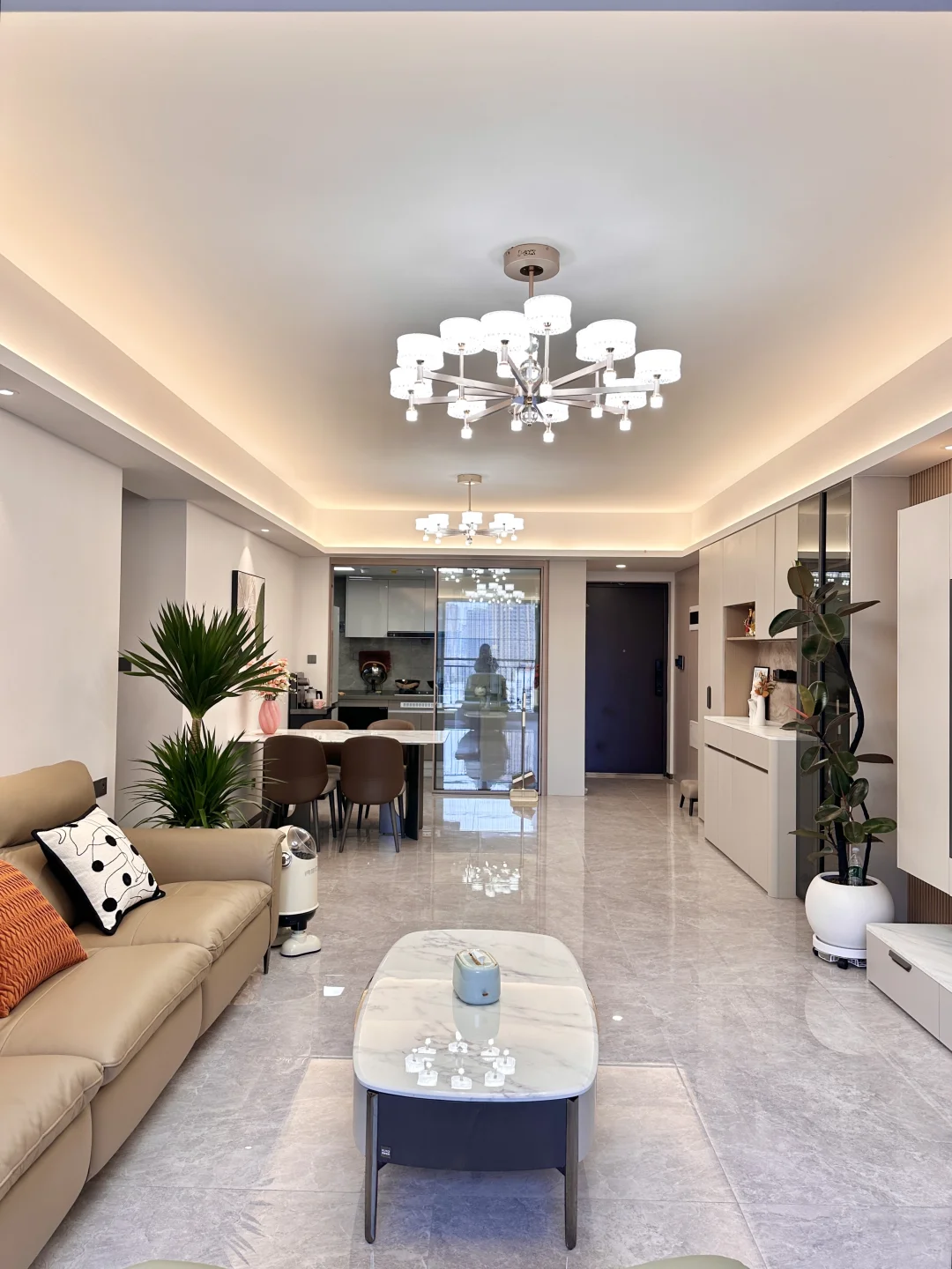 完工实拍｜荣和凤岭学府又完工一套工地啦?