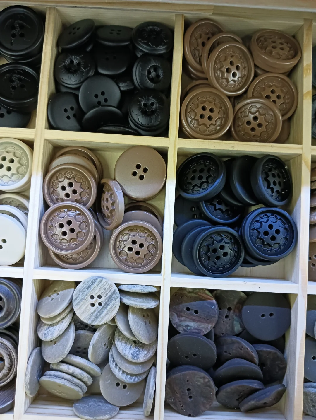 新中式雕刻工艺树脂扣