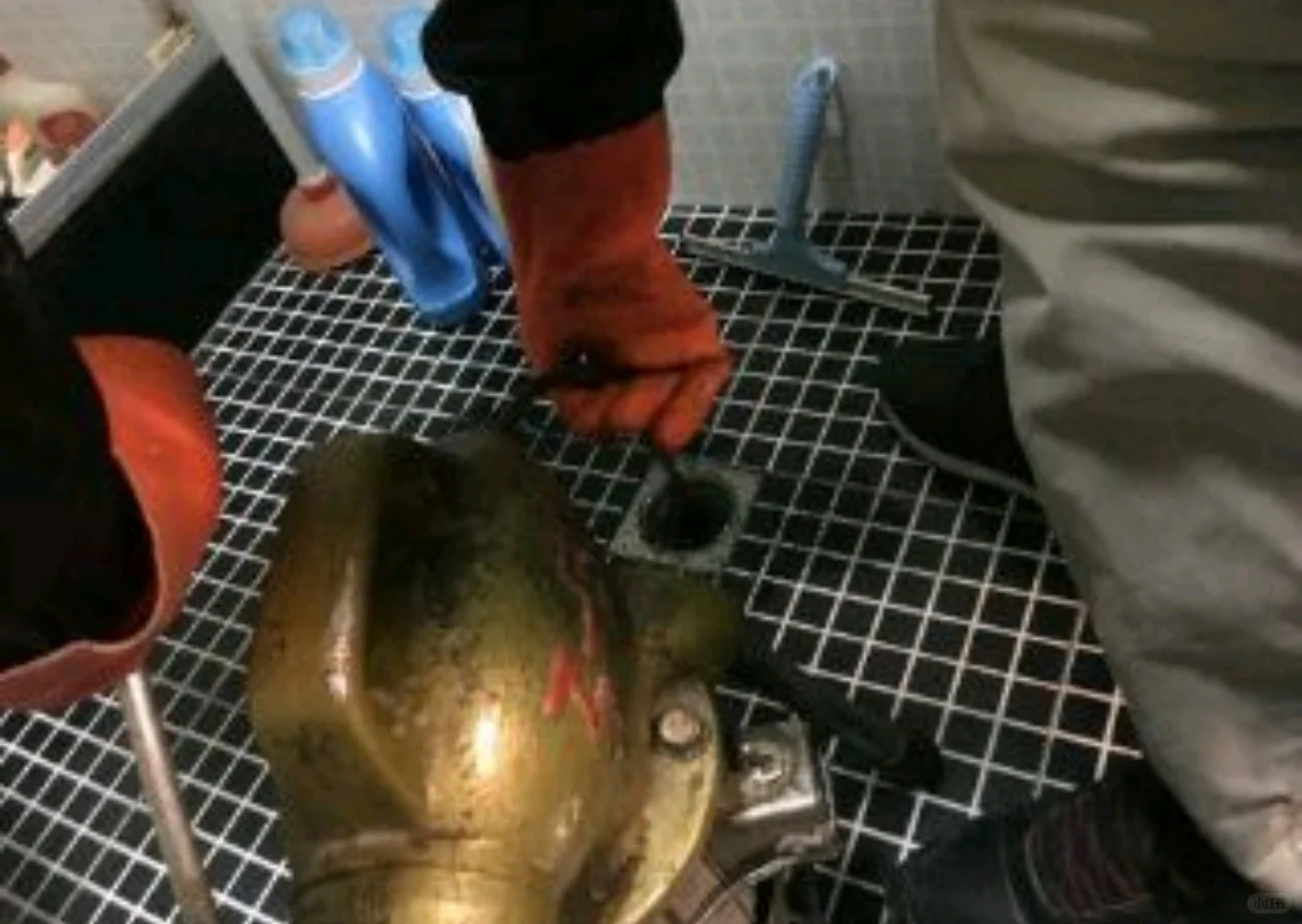 哈尔滨卫生间反味换地漏通下水清洗暖气电工