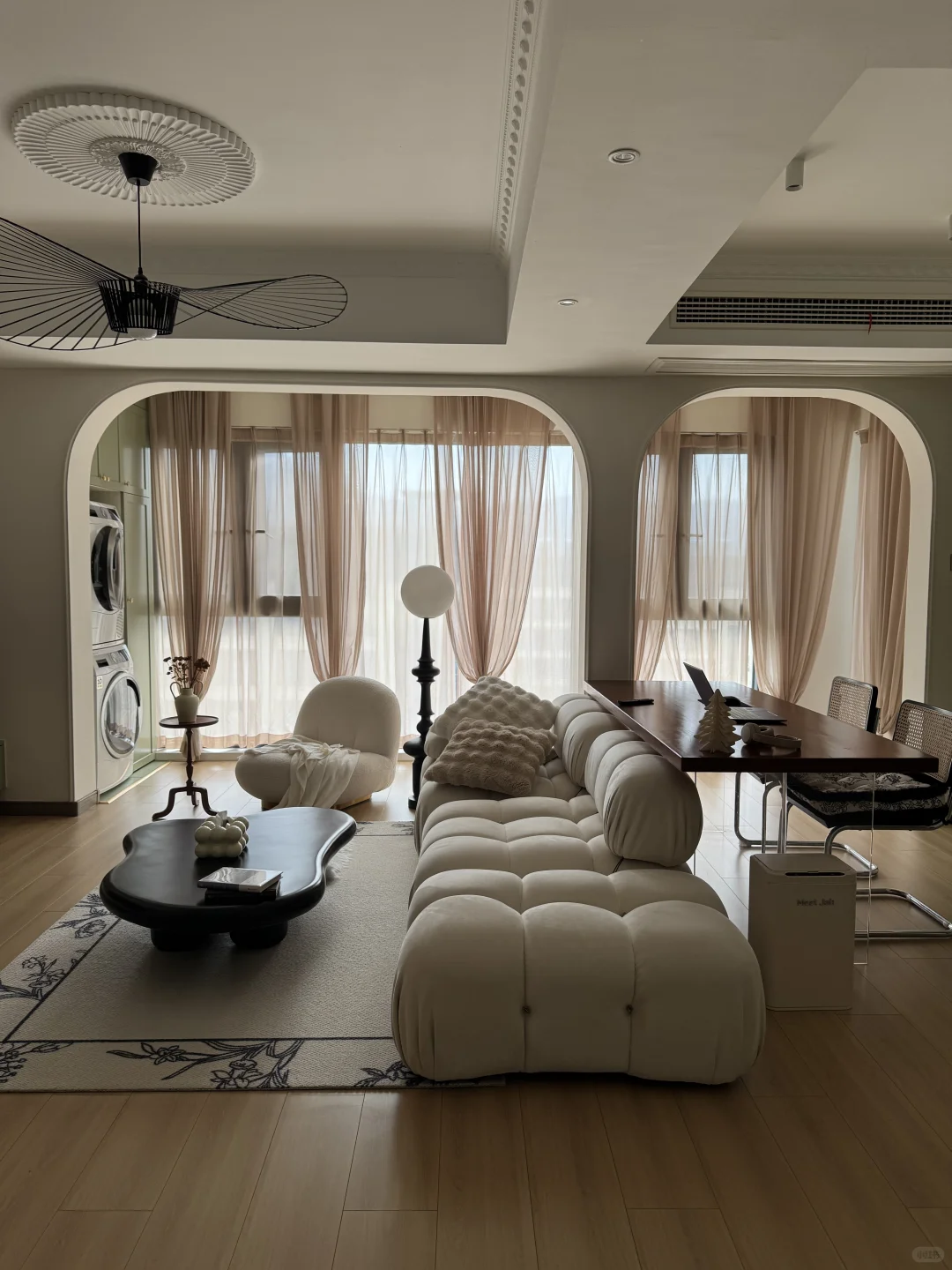 75平的房子，客厅与书房共用50平