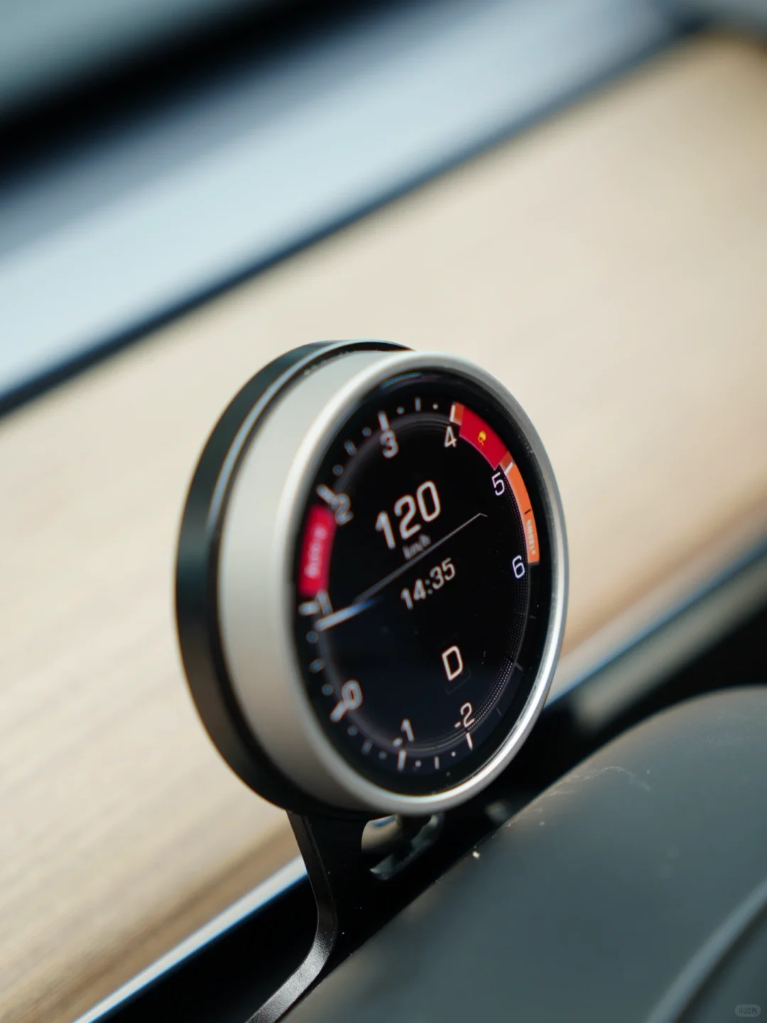 Lazzi OLED 仪表研发揭秘|细节控