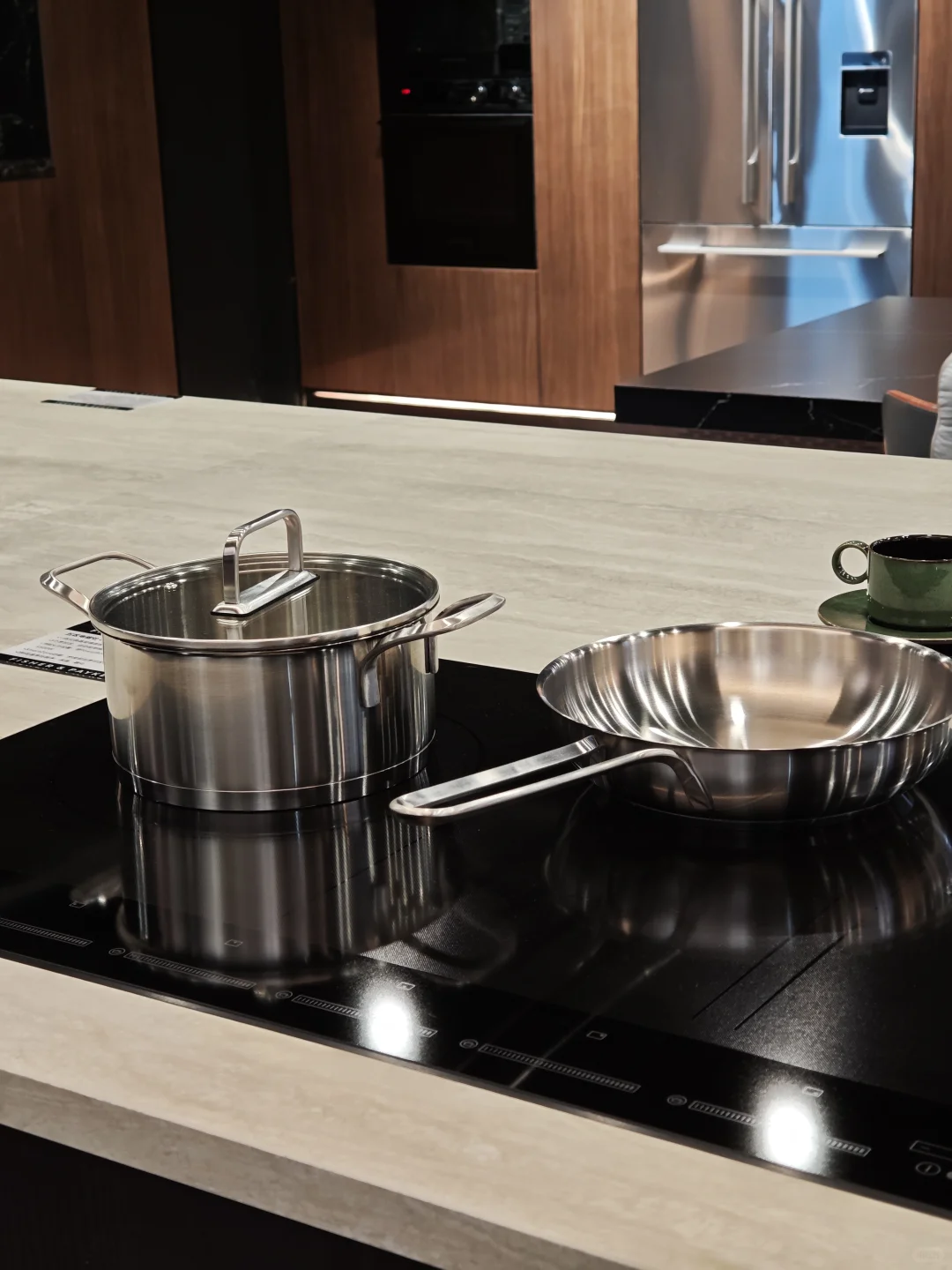 五区电磁灶一次性可以做好几个菜的快乐！