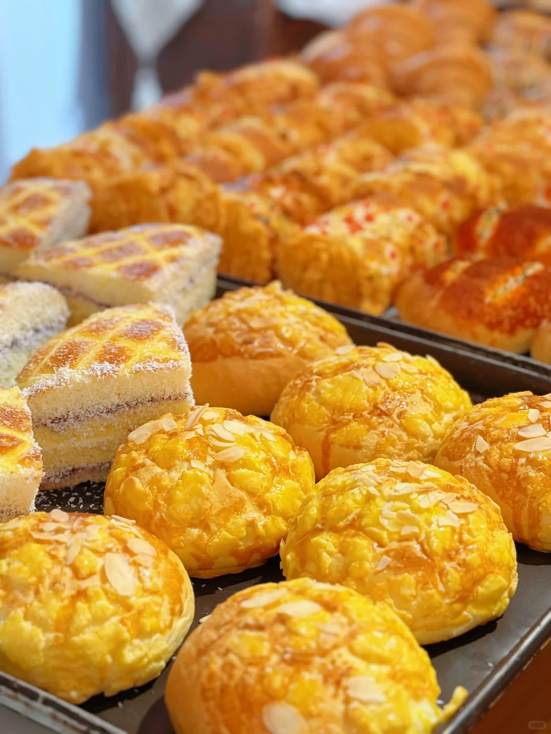 超级治愈的现烤面包