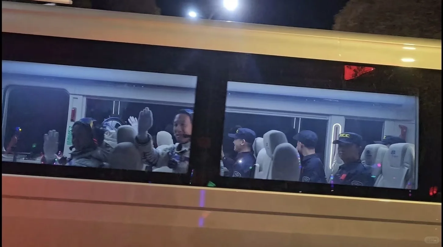 ?追火箭的人～亲眼见证神舟二十一载人飞船