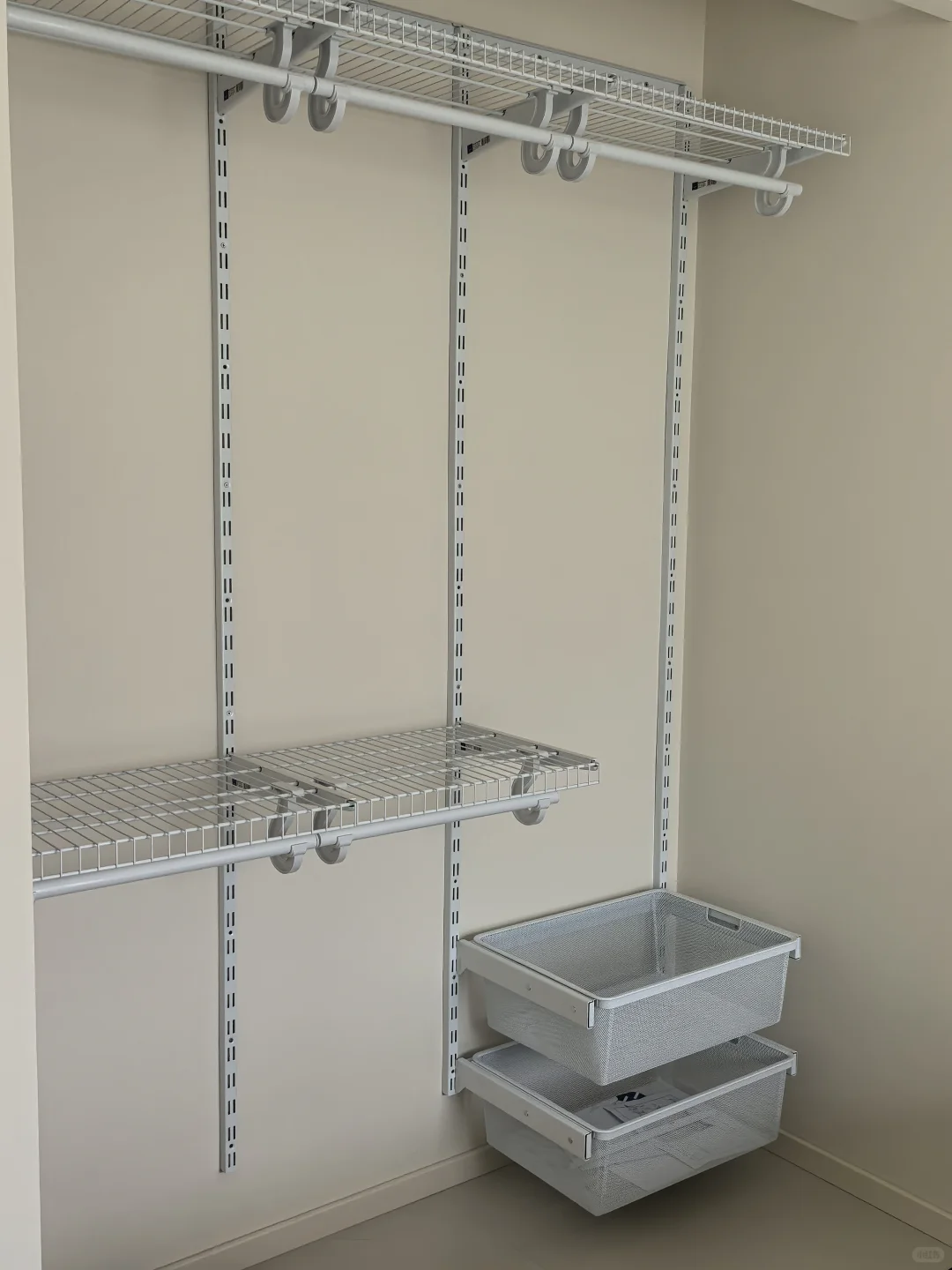 出租风金属衣柜落地，这碗反骨饭我吃下了。