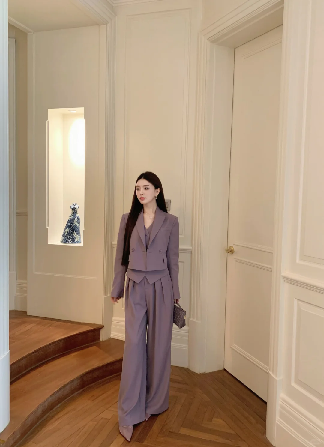 贵气高智感| 通勤穿搭 干净大方的松弛感