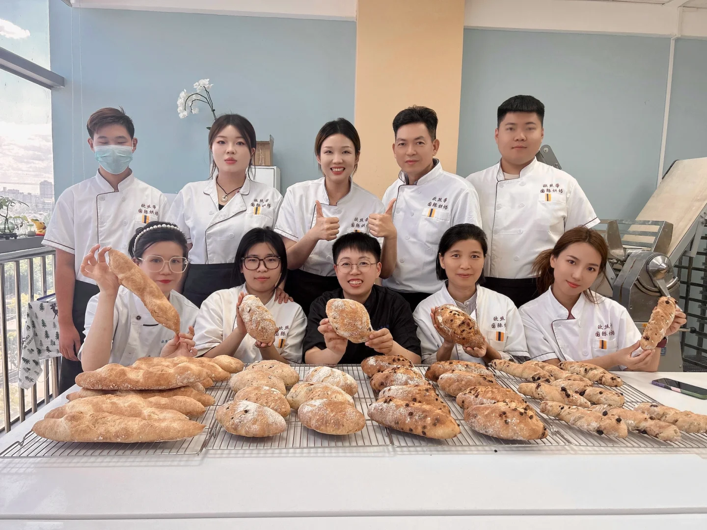 消失的我回国终于学会了做面包?