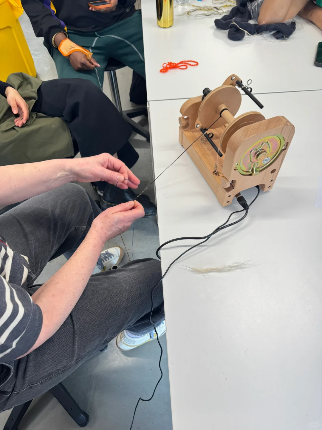 用纺线车纺线｜学会制作S和Z twist yarn