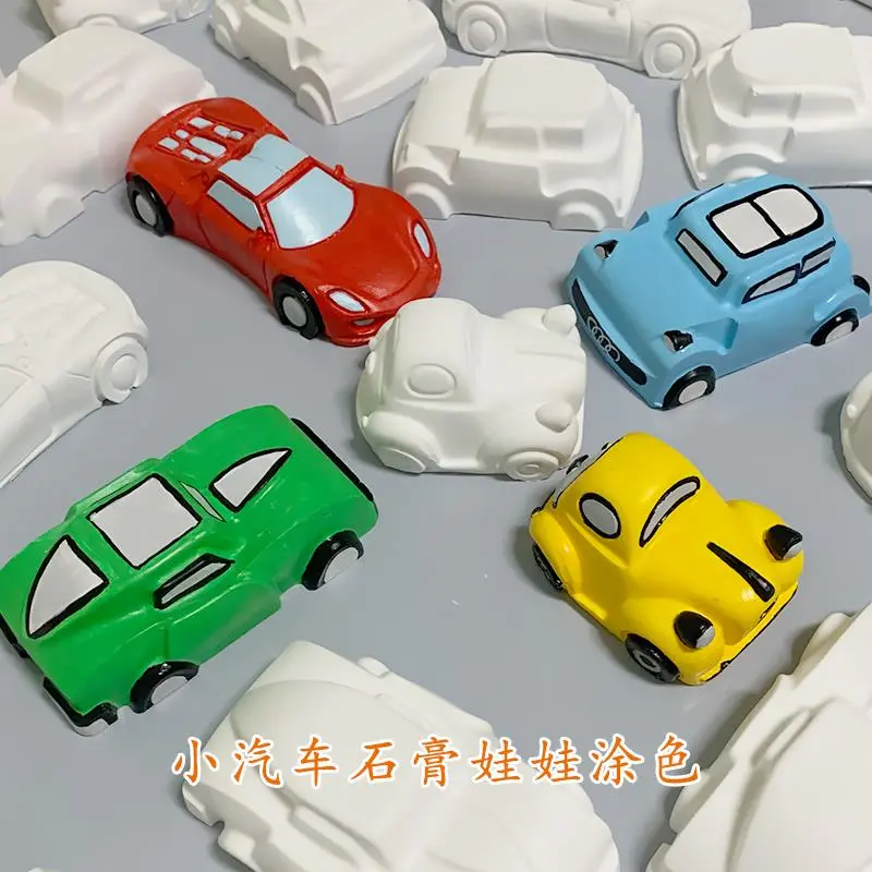 儿童手工新宠!汽车涂色石膏娃娃玩具?