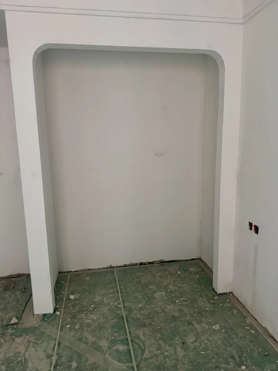 一千块的砌墙衣柜成功下车?