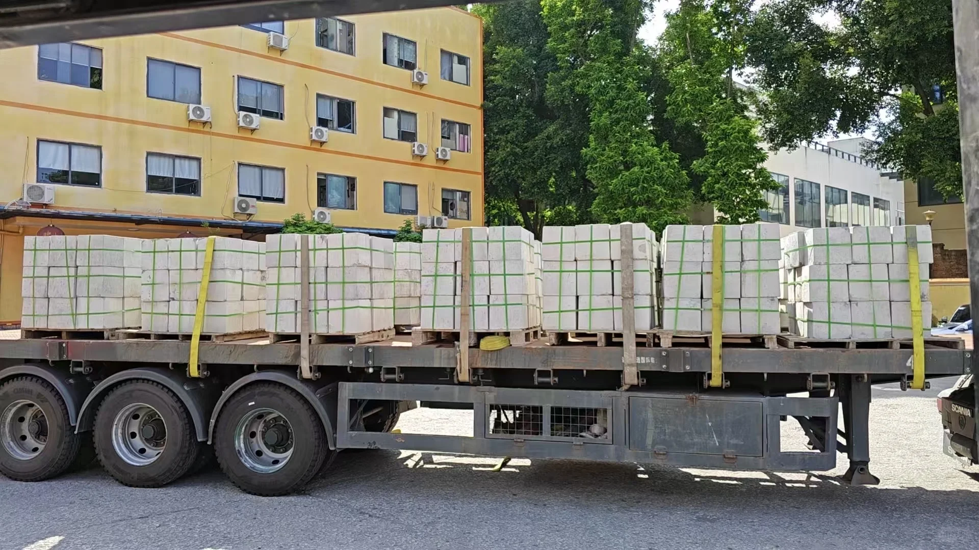 香港集运，水泥转运香港，超省心！！！