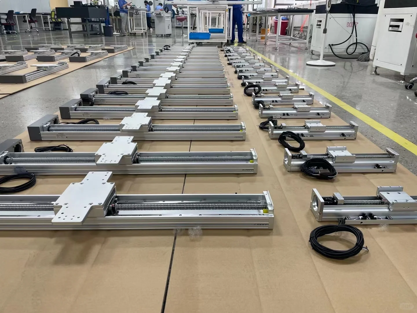 来来来，看看我们公司是生产什么的