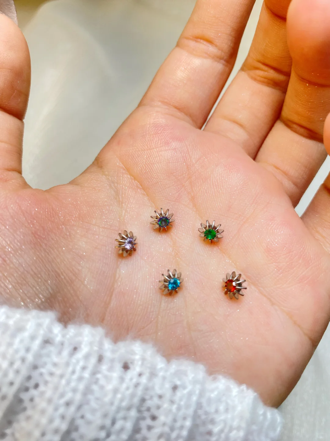 谁还没冲这钛合金太阳花？养耳洞➕颜值双在线