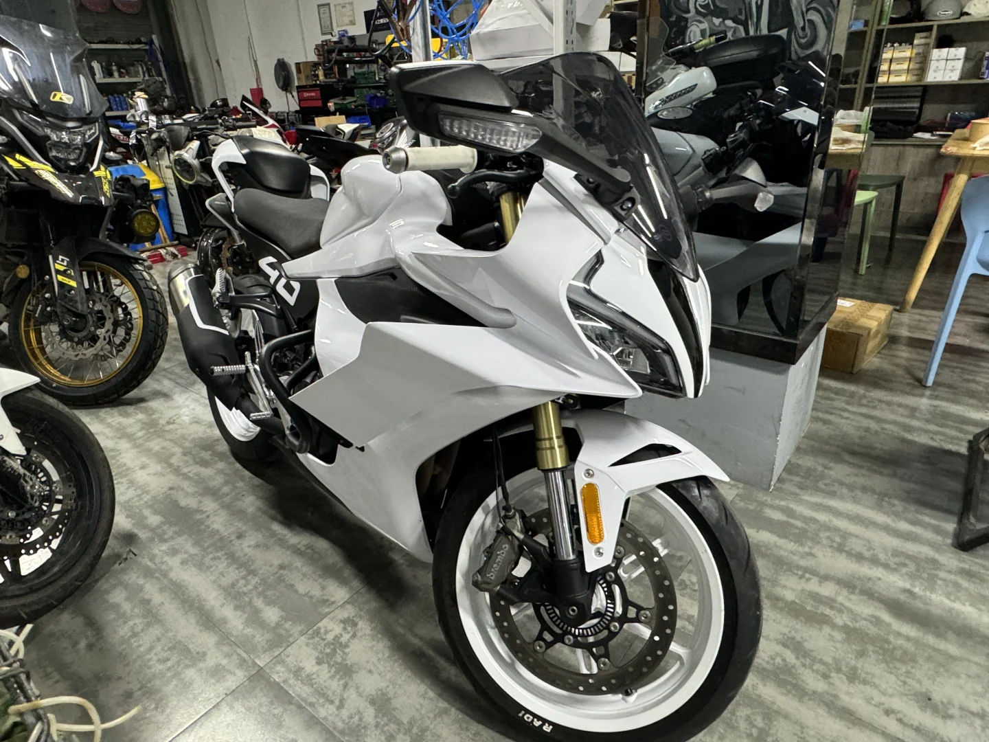 2万多的小摩托也可以超酷，450sr低成本改装