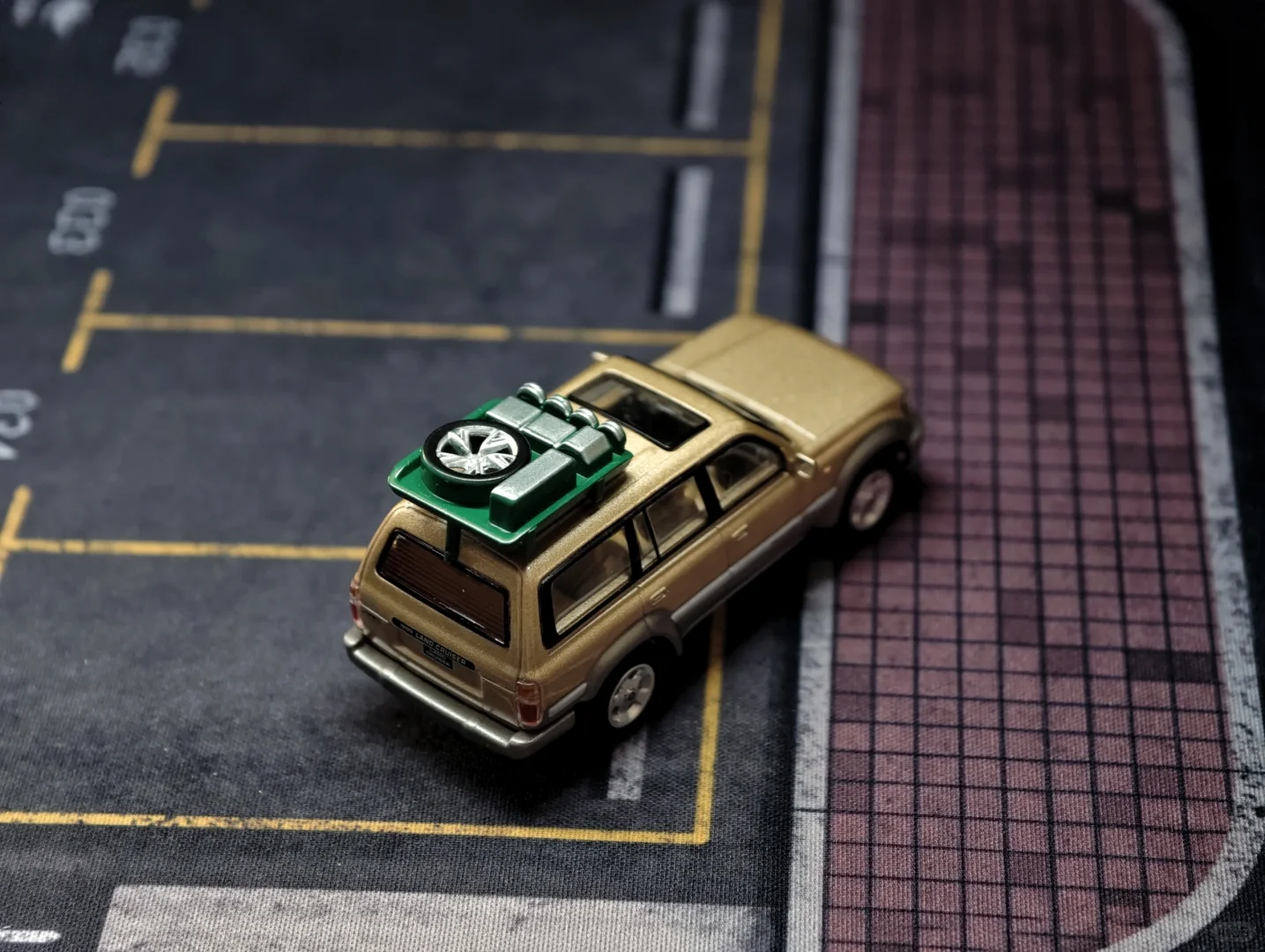 便宜又大碗 20多块5件套的64车顶配件