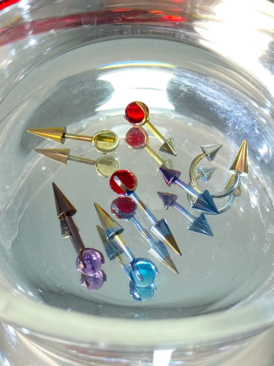 阳极氧化的魔法！钛合金也能有“彩虹灵魂”