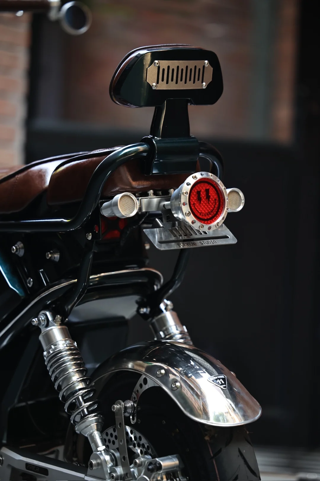 电镀质感笑脸尾灯到货了！