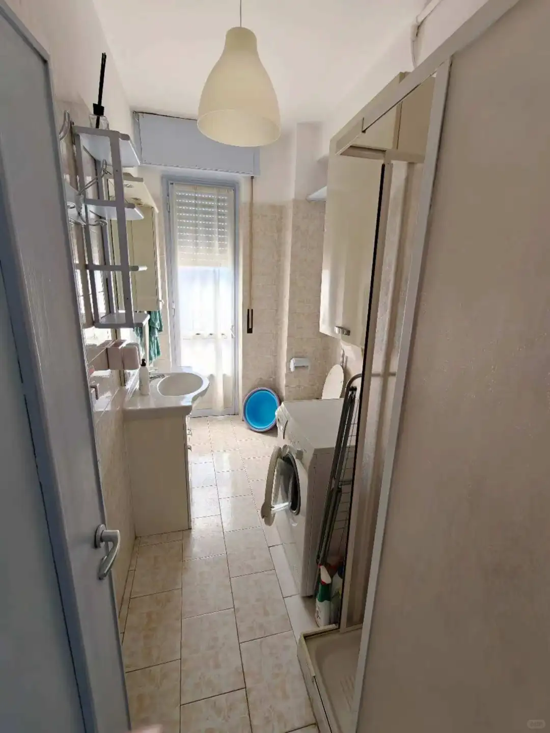 comasina两室一厅 单人间招室友 即日起租