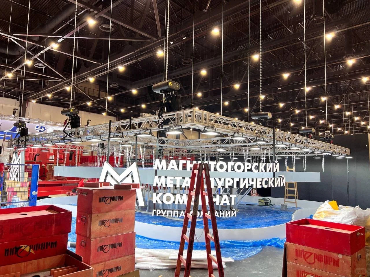 彩色冶金板块，今年的主题很鲜明