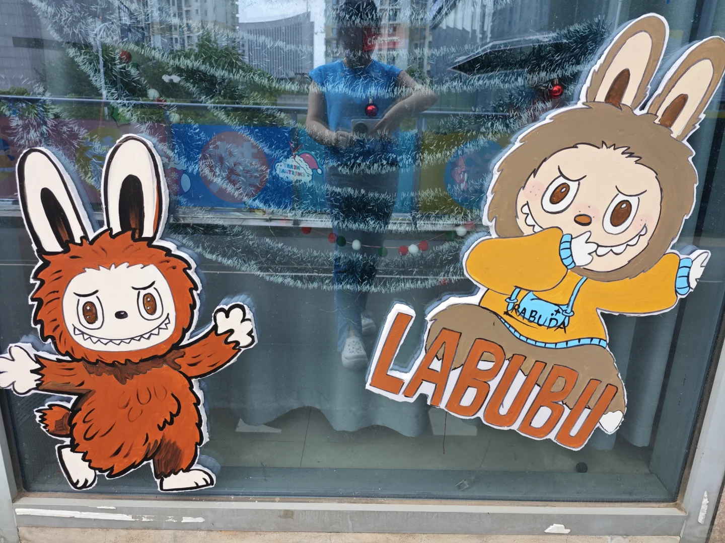 当拉布布的风吹到了画室