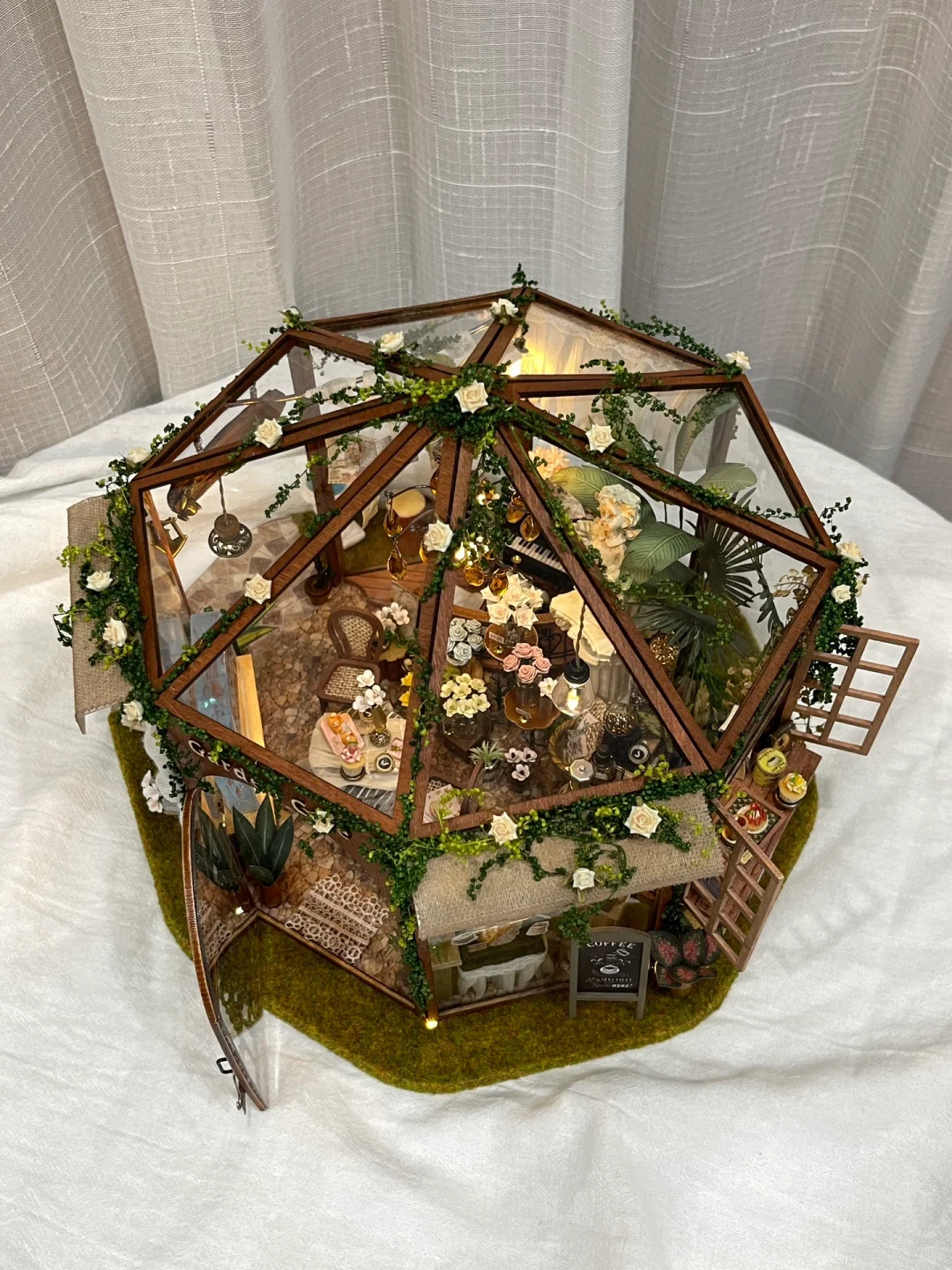 玻璃春天˚ ?️•*¨*•.¸¸♪