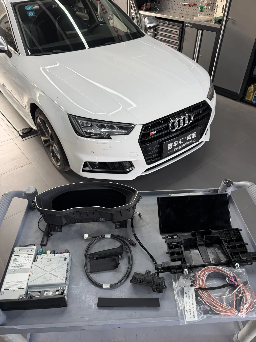 18款A4L 升级新款仪表主机大屏