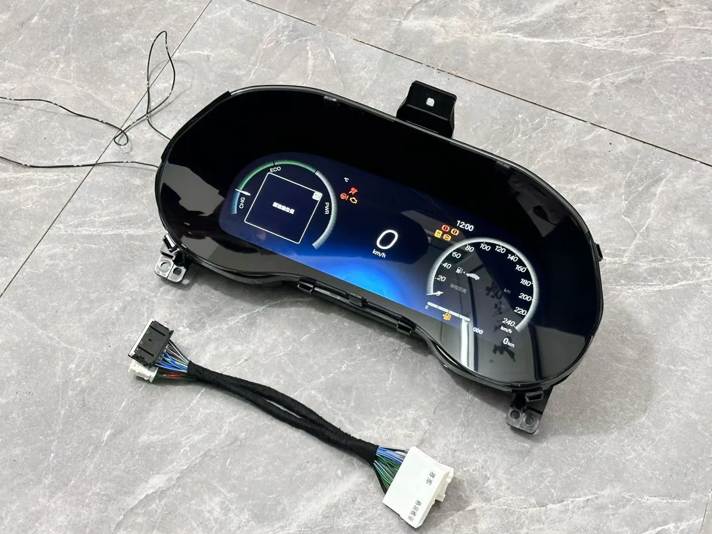 赛那格瑞维亚液晶仪表HUD抬头显示