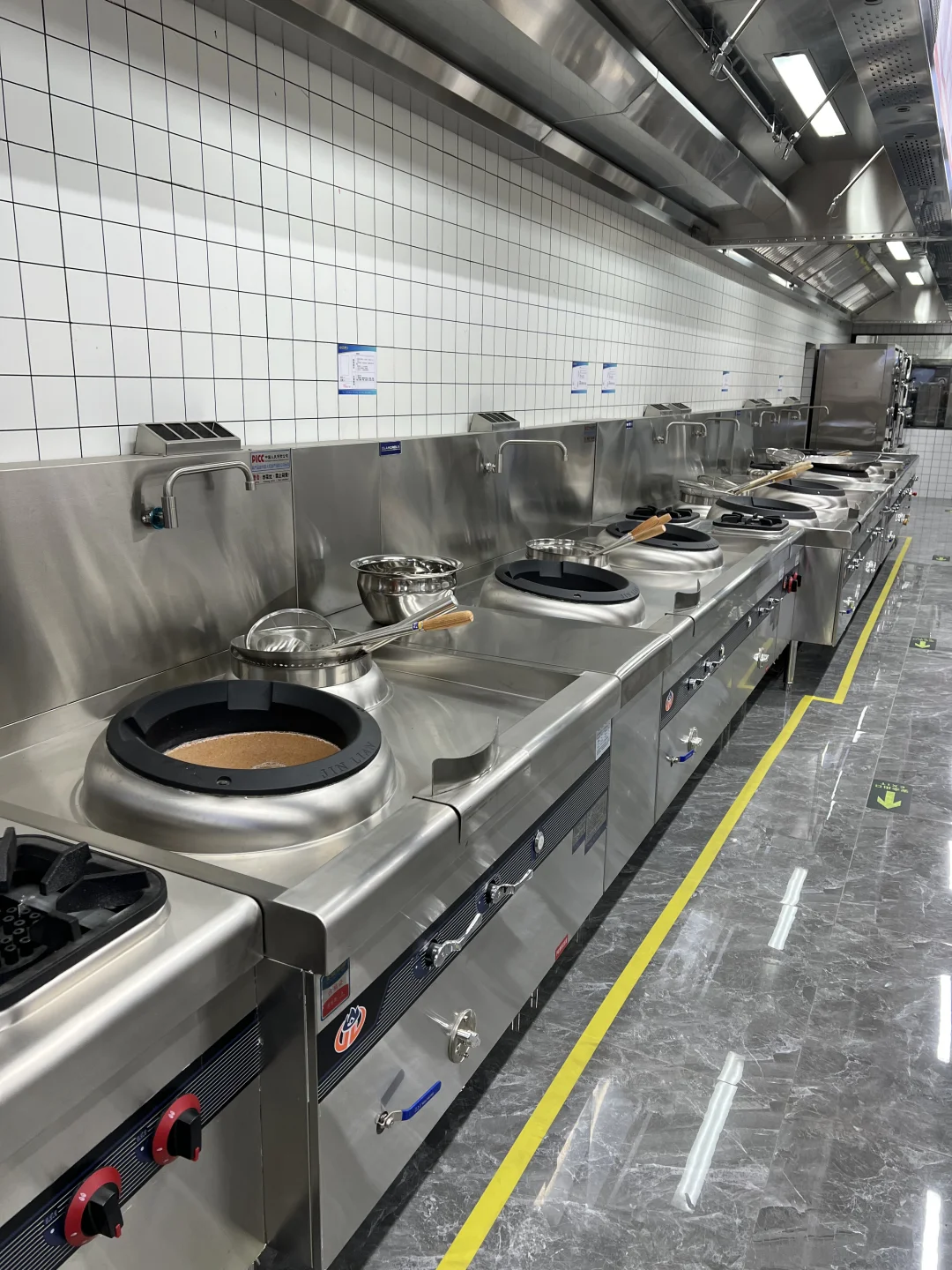 北京一站式后厨设备采购攻略避雷防踩坑成功
