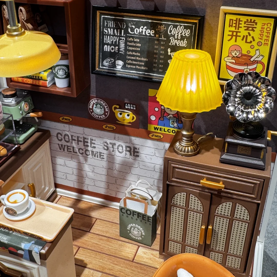 diy小屋也是越来越卷了，都可以遥控亮灯了