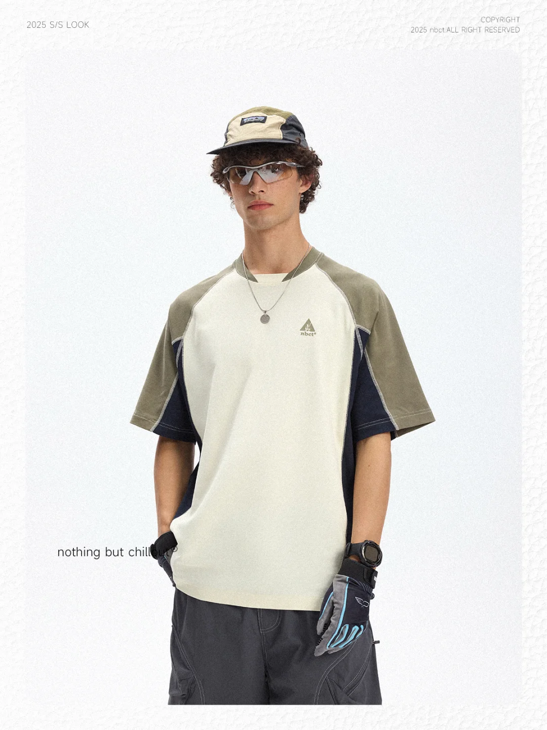 又是让人一眼心动的撞色短袖?