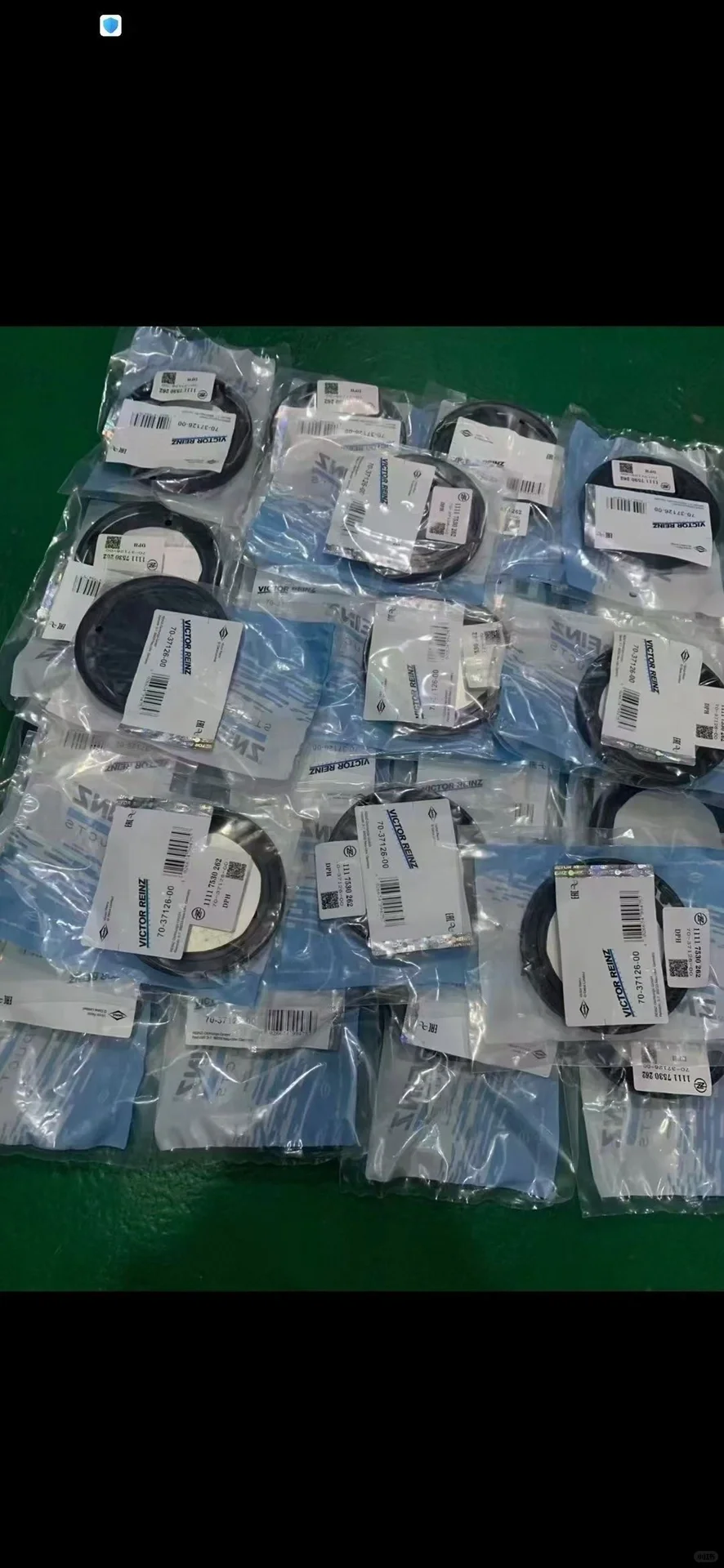 各款轿车发动机配件齐全！